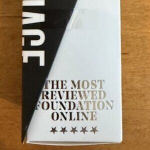 IL MAKIAGE FOUNDATION - NEW SEALED - Original Natural Matte color 60